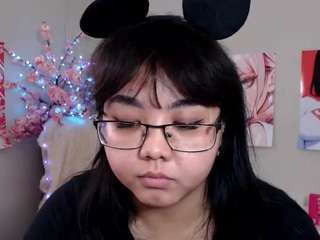 moertomlly webcam model stream image