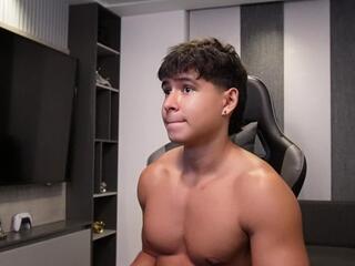 Kevin Bray webcam model stream image