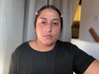 Samantha Lojan webcam model stream image
