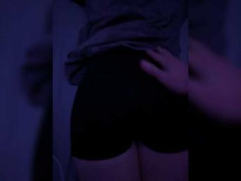 ChillPussy webcam model stream image