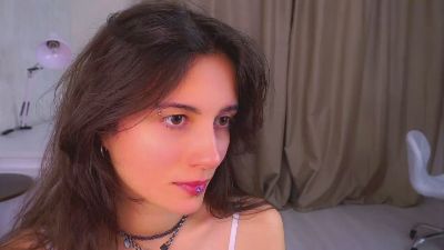 DollyCavell webcam model stream image