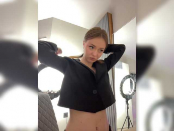 OlivkaVif webcam model stream image