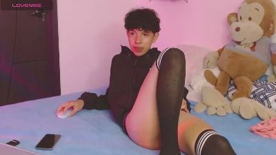 cuddly_twink webcam model stream image