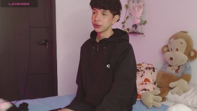 cuddly_twink webcam model stream image