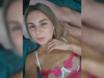 Vasilisa-and-Zhenya webcam model stream image