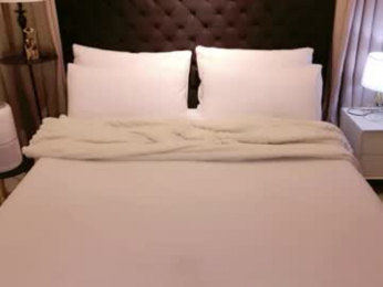 xxxscarlletxxx webcam model stream image