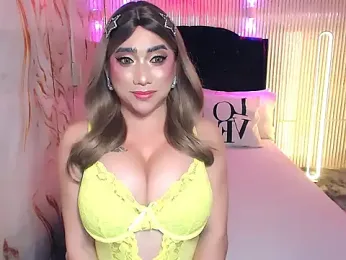 QueenMickaliciousz webcam model stream image