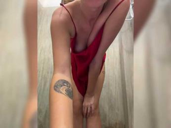 KinaMoonLove webcam bongacams model stream image