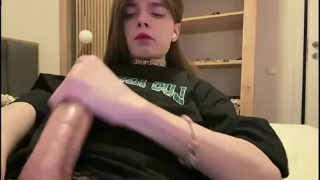tasty_stranger_aishe webcam model stream image