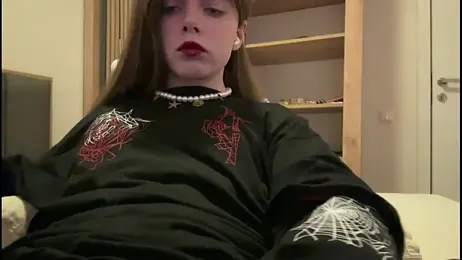 tasty_stranger_aishe webcam model stream image