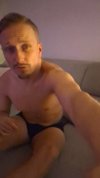 BiHoe webcam model stream image