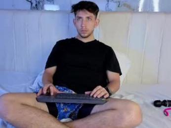 couplee_crush webcam model stream image