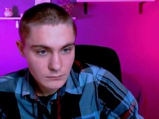 thomas-crow webcam model stream image