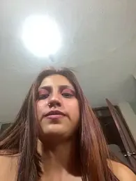 -Adri- webcam model stream image