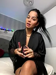 _adelle webcam model stream image