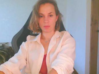 CristaQ webcam model stream image