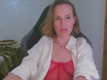 CristaQ webcam model stream image
