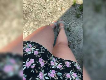 leila17 webcam model stream image