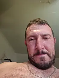 UncutHammer69 webcam model stream image