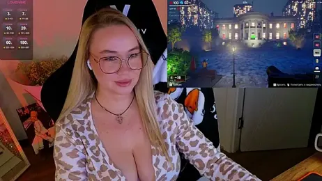 Emili1- webcam model stream image