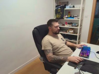 summer_cock28 webcam model stream image