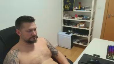 summer_cock28 webcam model stream image