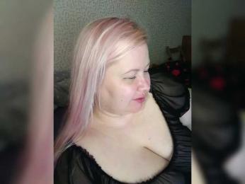 SashaLyubov webcam model stream image