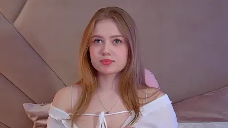 SelinSwarovski webcam model stream image