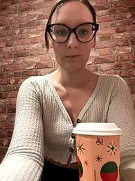 The_Snowwhitee webcam model stream image