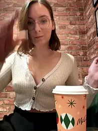 The_Snowwhitee webcam stripchat model stream image