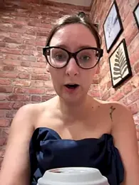 The_Snowwhitee webcam model stream image