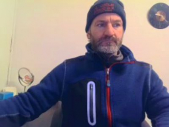 xofiucox webcam model stream image