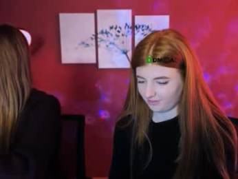 esme_moore_ webcam model stream image