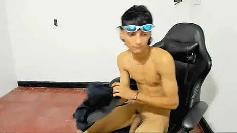 Leal_cute666 webcam model stream image