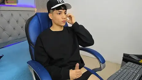 SamBlack_ webcam model stream image