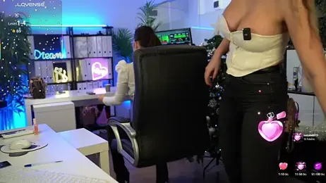 BabesGoWild webcam model stream image