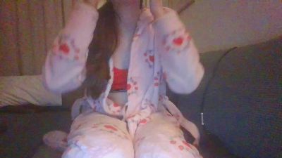 Nanahings webcam model stream image