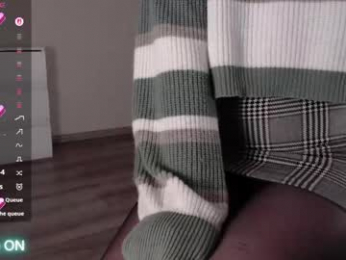 noelleneptune webcam model stream image