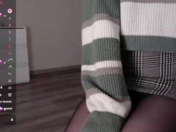 noelleneptune webcam model stream image