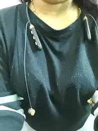 Ananya_34 webcam stripchat model stream image