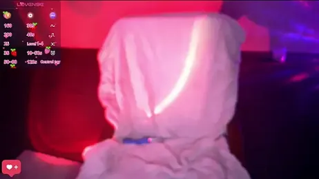 Autumn_Nighht webcam model stream image