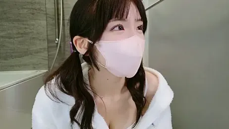 -minami- webcam model stream image