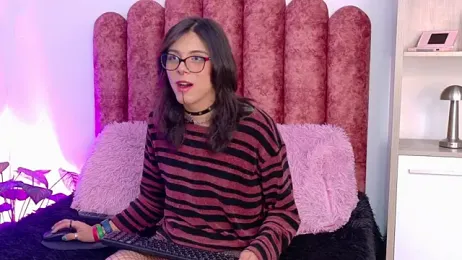 Lullaby_Charade webcam model stream image