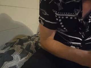 thatishuge webcam model stream image