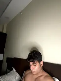 Vihaaanfucks webcam stripchat model stream image