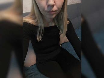 Savuka webcam bongacams model stream image