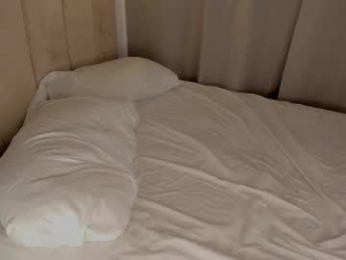 _e_m_m_a_1 webcam model stream image