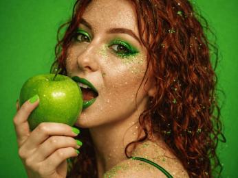 BiancaFlame webcam model stream image
