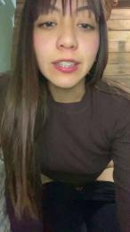 Nicki webcam model stream image