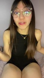Nicki webcam cam4 model stream image